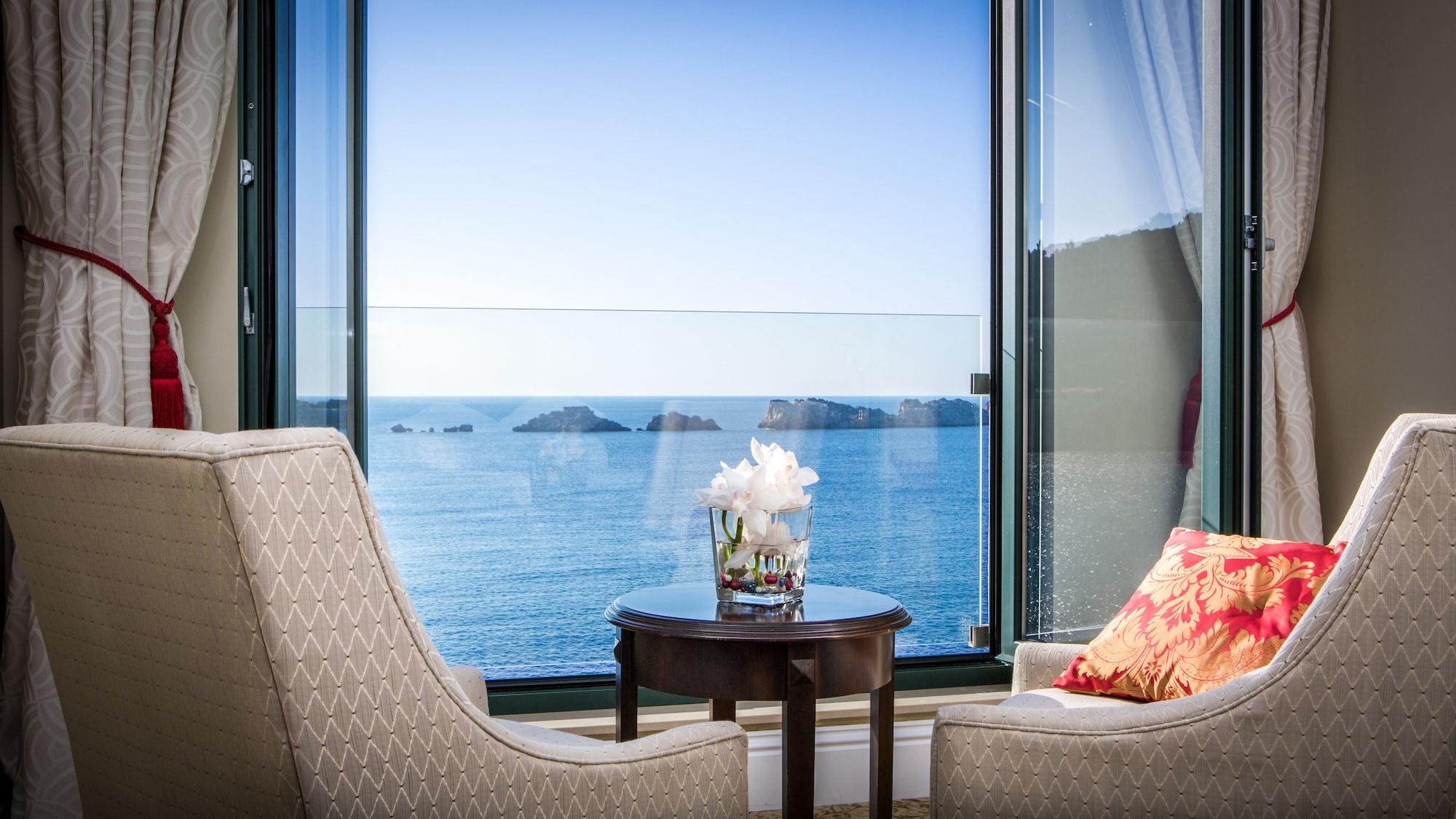 Royal Princess Hotel ดูบรอฟนิก ภายนอก รูปภาพ View from the hotel