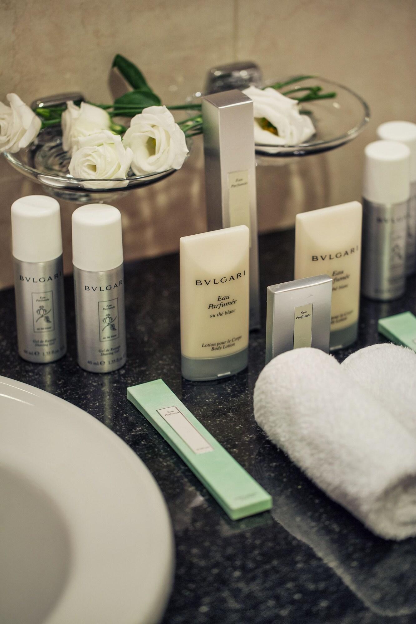 Royal Princess Hotel ดูบรอฟนิก ภายนอก รูปภาพ BVLGARI toiletries