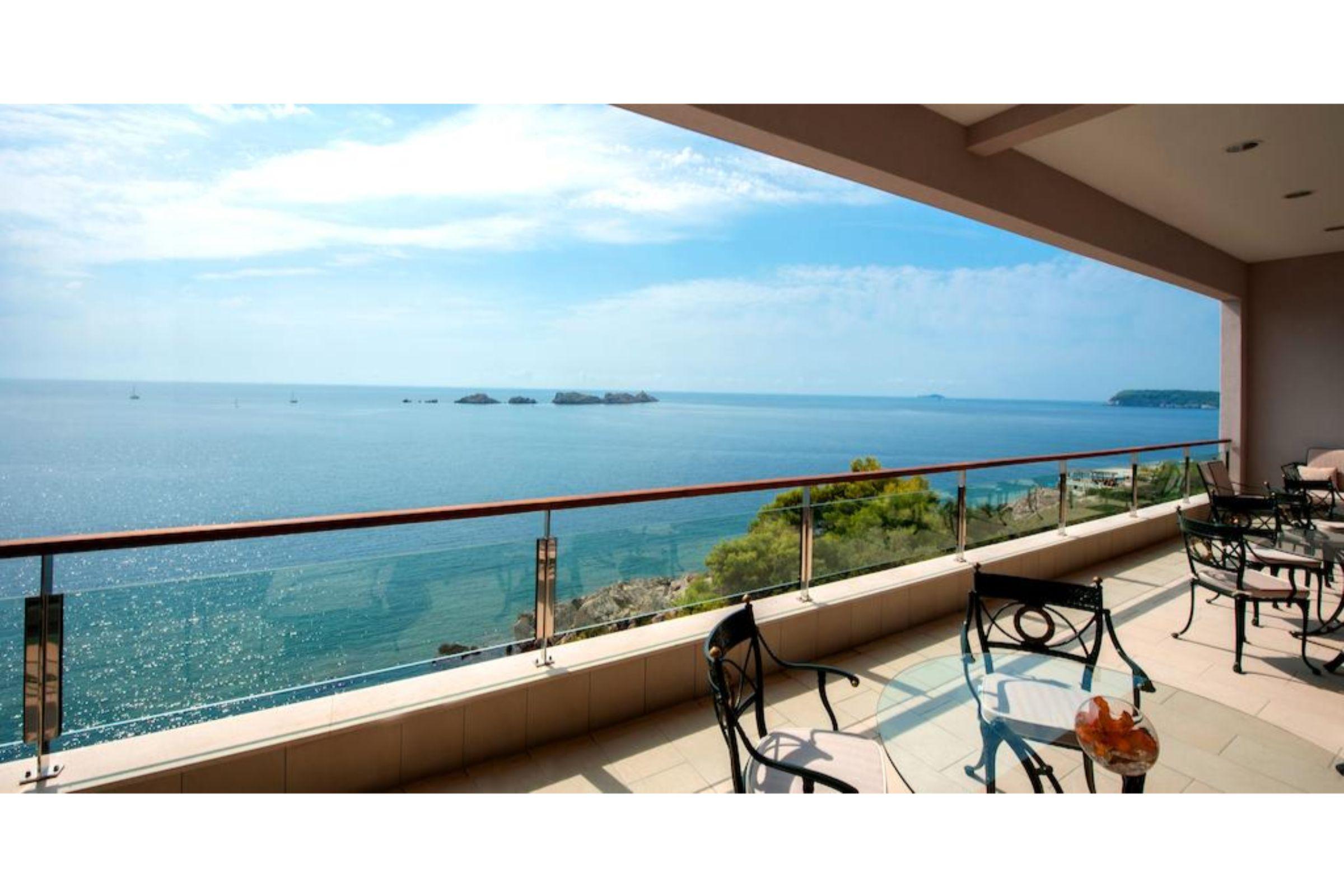 Royal Princess Hotel ดูบรอฟนิก ภายนอก รูปภาพ View from the hotel