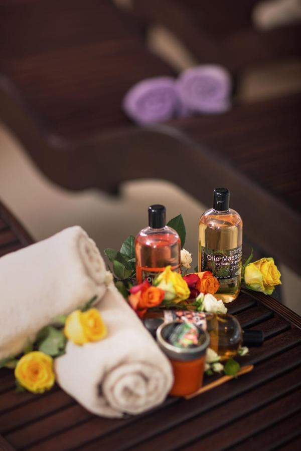 Royal Princess Hotel ดูบรอฟนิก ภายนอก รูปภาพ Olio Massage